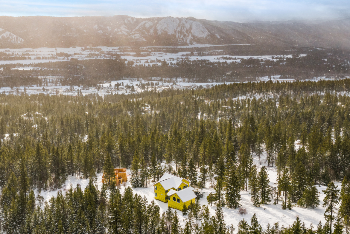 Valley view home by Trailside Homes in Skyline Ridge in Cle Elum, WA