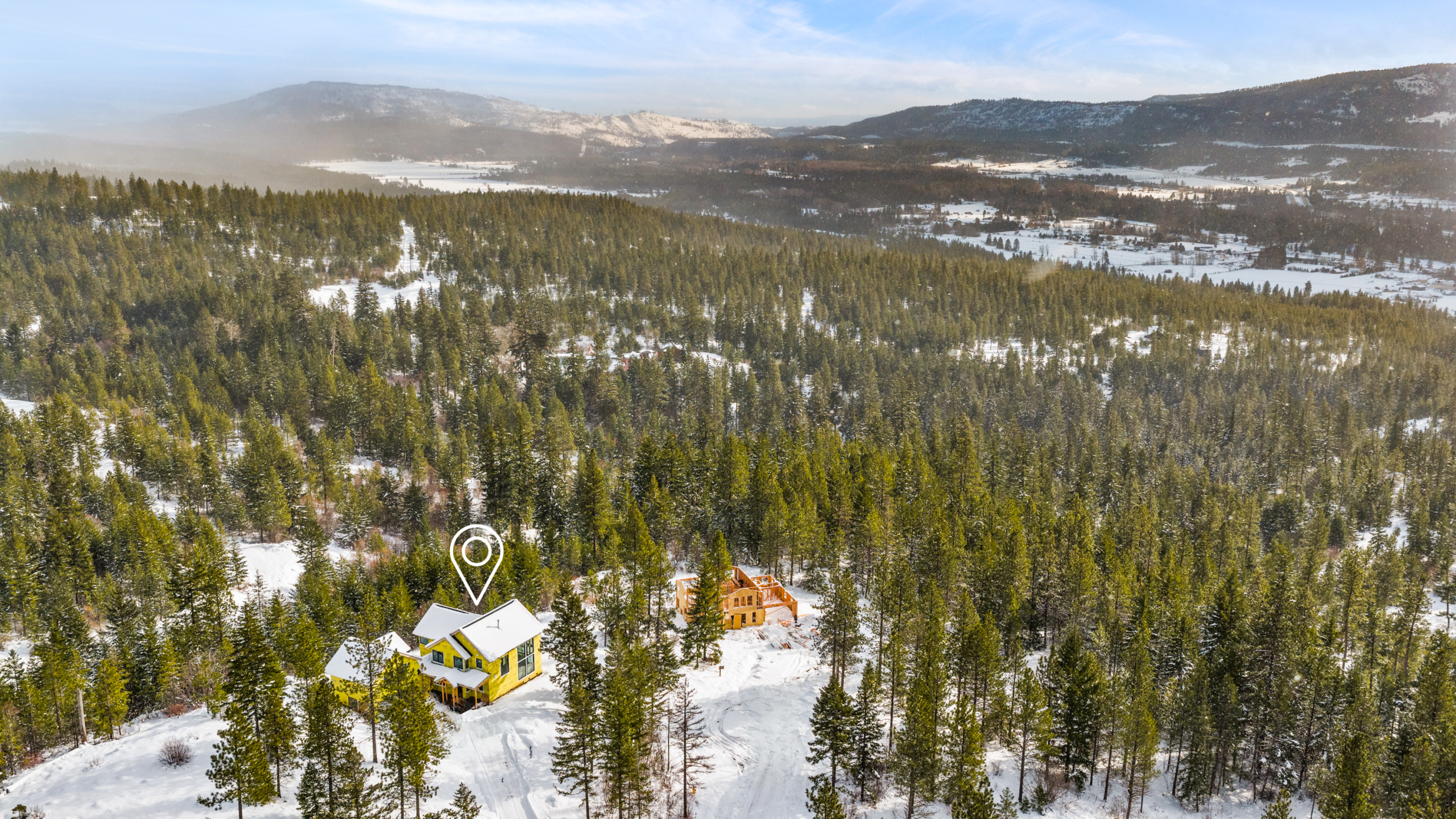Placement of home by Trailside Homes in Skyline Ridge in Cle Elum, WA