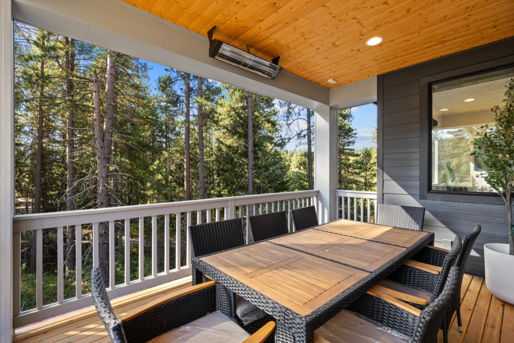 Colchuck Lot 45 outdoor dining 3