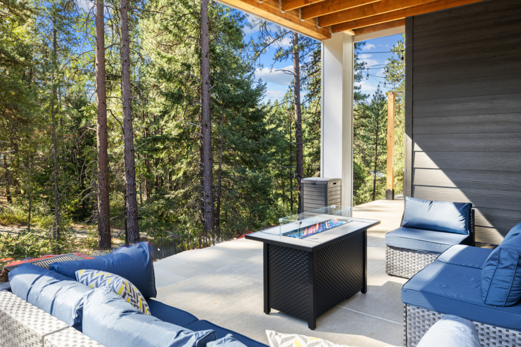 Colchuck Lot 45 outdoor living 3
