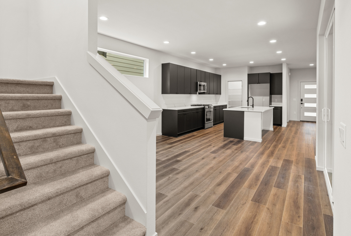 Ederra 19 in Cle Elum Kitchen and stairs