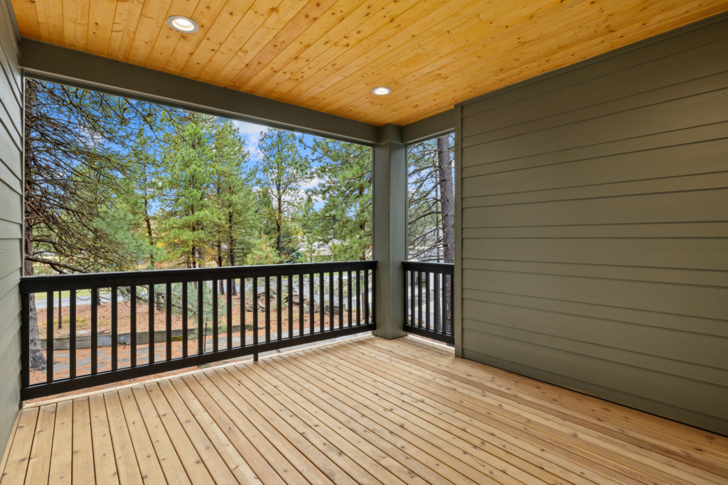 Ederra 19 Tronsen in Cle Elum in Ederra by Trailside Homes empty outdoor covered living space with deck