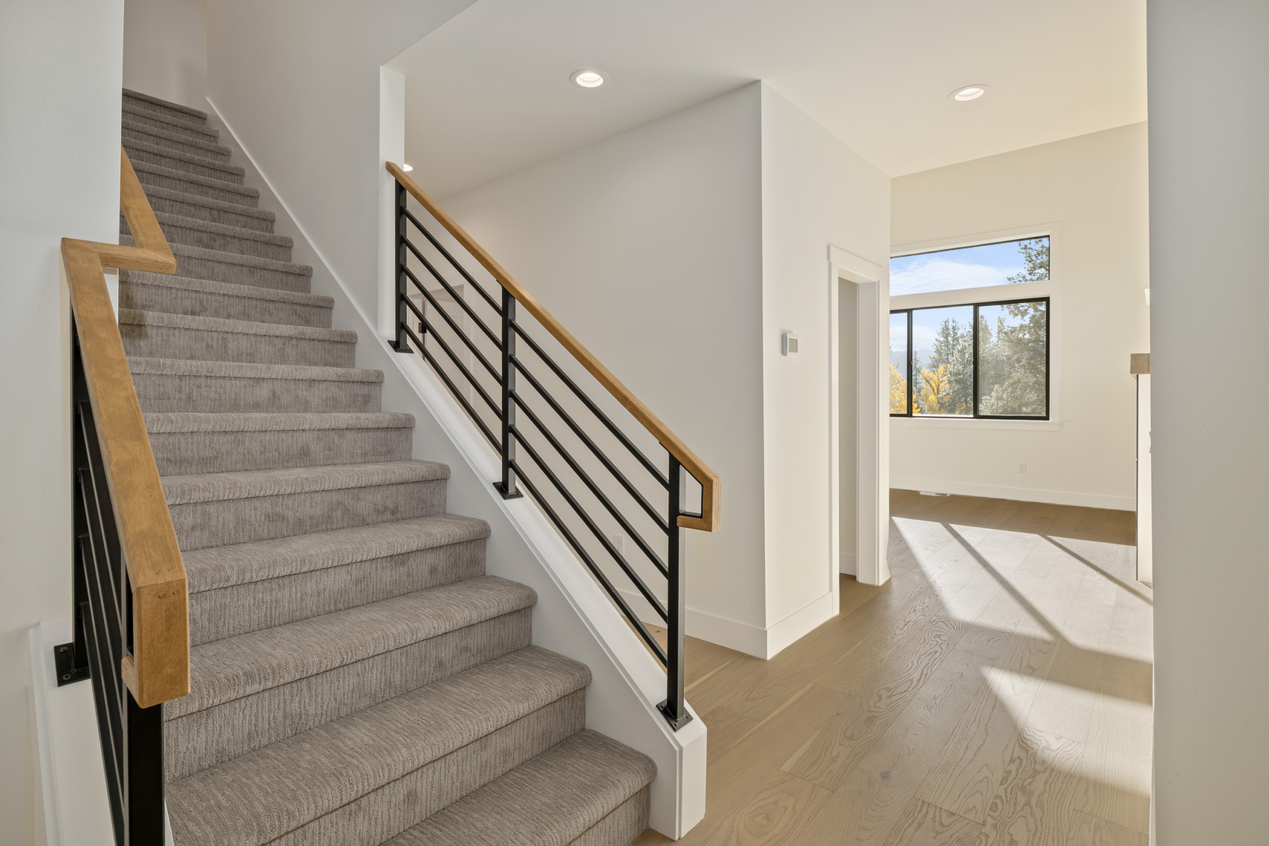 Ederra Lot 7 The Naches in Cle Elum by Trailside Homes stairway