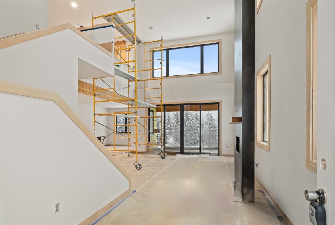 Skyline Ridge homesite 55 progress photo of entry into the living room