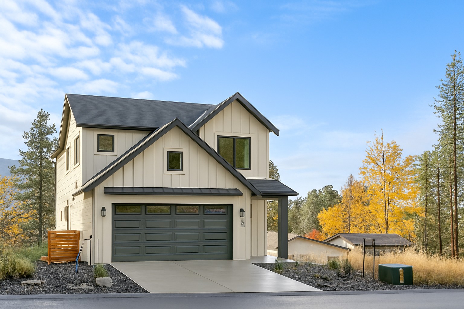 The Naches Ederra Lot 7 exterior front elevation with views of the trees and mountains